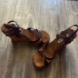 Chocolate brown Steve Madden Platforms